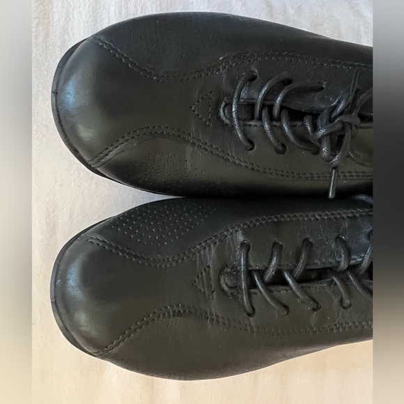 Ecco Women’s Shoes Lace up Flats Size 6 Color black - Picture 10 of 10